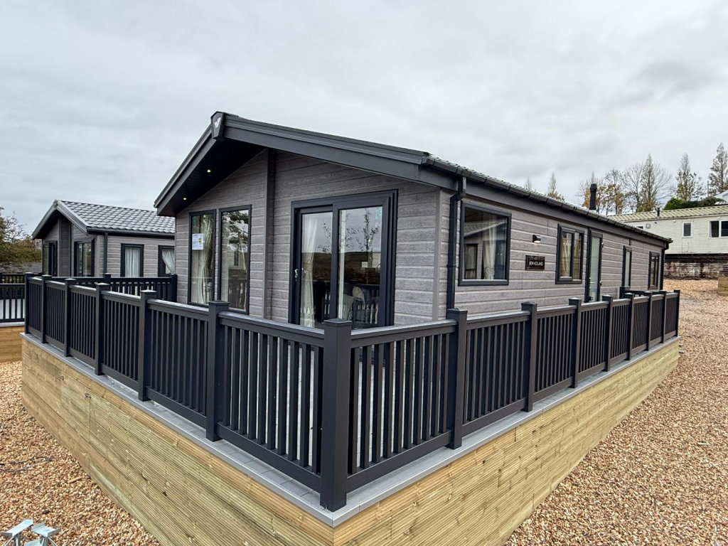 WILLERBY NEW HOLLAND LODGE